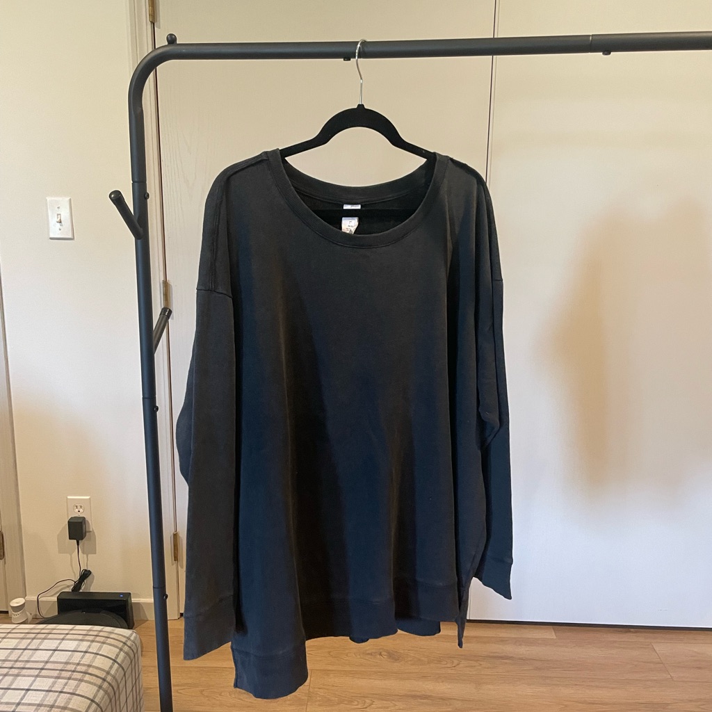Livi Active Black Sweatshirt